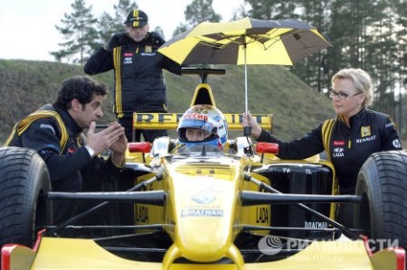 Thủ tướng Nga Putin lái xe đua Công thức 1 - 5