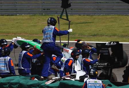 Red Bull đại thắng, Alonso vẫn vững ngôi đầu - 3 Red Bull đại thắng, Alonso vẫn vững ngôi đầu - 3