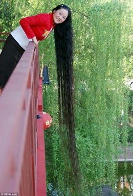 Người phụ nữ tóc dài gần 3m - 7