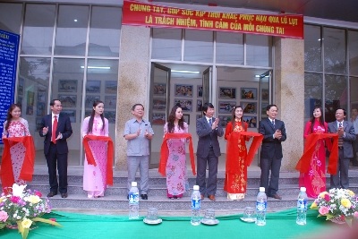 Hà Tĩnh: Tổ chức triển lãm ảnh “Hà Tĩnh trong cơn lũ dữ” - 1