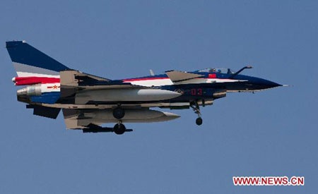 Ngắm chiến đấu cơ Trung Quốc tự chế trong Đội bay nhào lộn - 1