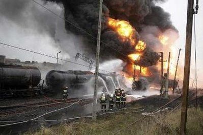 Ba Lan: Hai tàu đâm nhau gây hỏa hoạn lớn - 4