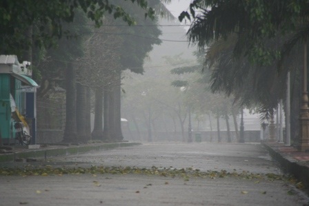 Chùm ảnh: Trắng xóa mưa Huế đầu đông - 1