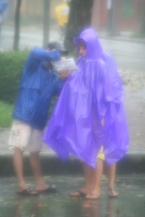 Chùm ảnh: Trắng xóa mưa Huế đầu đông - 10