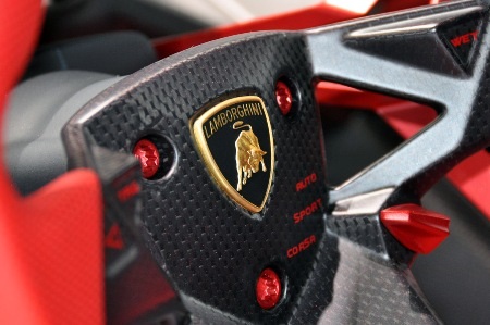 Lamborghini sản xuất siêu xe giá hơn 3 triệu USD? - 14