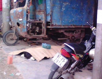 Một thanh niên bị đâm chết khi đang ngủ trưa - 1