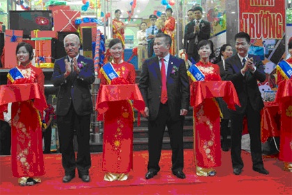 Khai trương siêu thị điện máy cao cấp Ebest - 212 Bà Triệu!  - 2