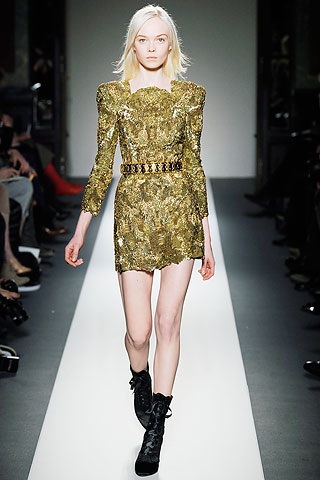 BST thu đông 2010 của Balmain - 16