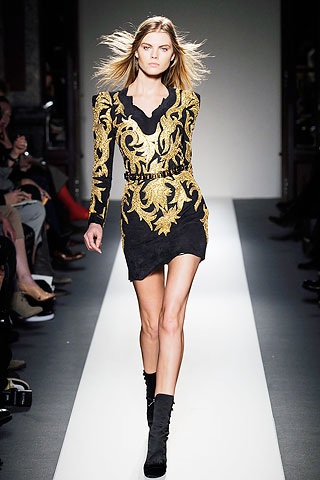 BST thu đông 2010 của Balmain - 23