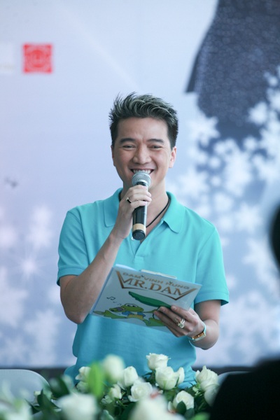 Mr Đàm “đưa tuyết” về TPHCM - 1