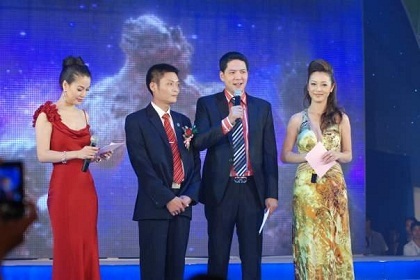 74 tỷ đồng cho đêm “Hoa hậu Trái đất và Doanh nhân hướng về miền Trung” - 2