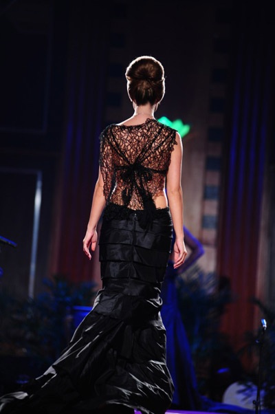 Những “búi tóc” quyến rũ trong “dạ hội từ thiện Viên” - 4 Những “búi tóc” quyến rũ trong “dạ hội từ thiện Viên” - 4