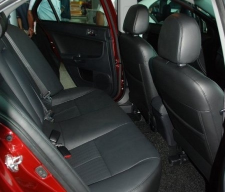 Inspira - Phiên bản mới của Mitsubishi Lancer - 13