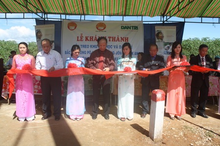 Cầu Pô Kô: Vạn tấm lòng đã nối lại đôi bờ vui - 12 Cầu Pô Kô: Vạn tấm lòng đã nối lại đôi bờ vui - 12