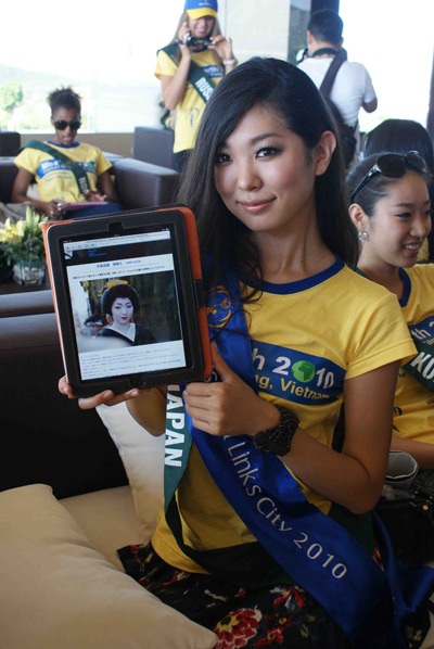 Thí sinh Hoa hậu trái đất tham gia hoạt động môi trường - 2