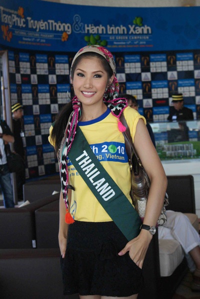 Thí sinh Hoa hậu trái đất tham gia hoạt động môi trường - 4