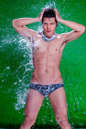 Tiến Đoàn mang cuộc thi sắc đẹp nam về Việt Nam - 2 Tiến Đoàn mang cuộc thi sắc đẹp nam về Việt Nam - 2