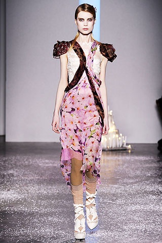 BST thu đông 2010 của Rodarte - 14