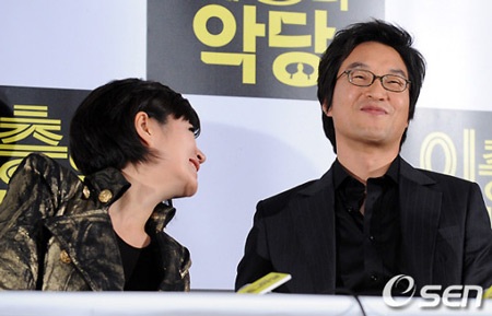 Kim Hye Soo rạng ngời trong buổi ra mắt phim mới - 6 Kim Hye Soo rạng ngời trong buổi ra mắt phim mới - 6