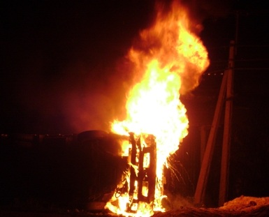 Hà Tĩnh: Các đối tượng đốt xe CSGT hầu toà - 3 Hà Tĩnh: Các đối tượng đốt xe CSGT hầu toà - 3