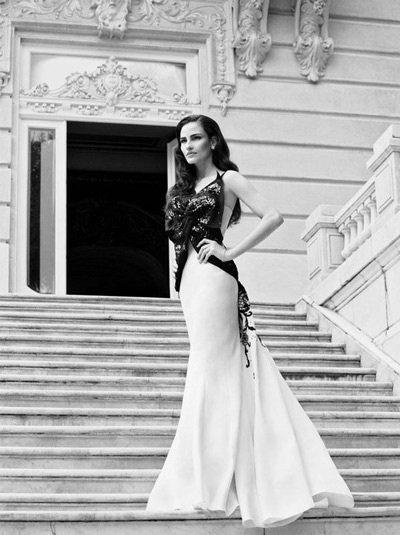 Fernanda Tavares “khoe” vẻ đẹp cổ điển - 3