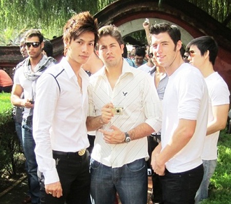 Gia Ngọc “đua sắc” với Manhunt International 2010 - 6 Gia Ngọc “đua sắc” với Manhunt International 2010 - 6