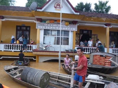 Sự cần thiết phải xây nhà vượt lũ cho dân - 1