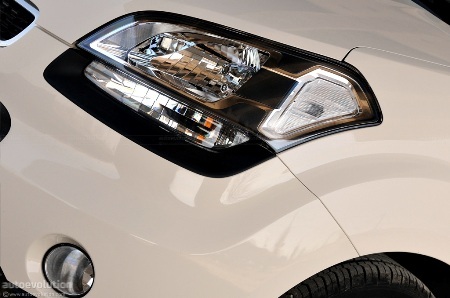 Đèn halogen, xenon hay LED? - 2 Đèn halogen, xenon hay LED? - 2