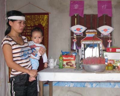 Nỗi đau vô bờ bến của cô giáo nghèo - 1 Nỗi đau vô bờ bến của cô giáo nghèo - 1