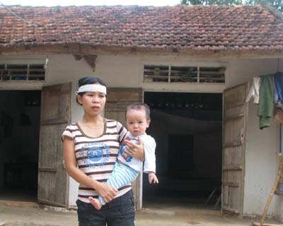 Nỗi đau vô bờ bến của cô giáo nghèo - 3 Nỗi đau vô bờ bến của cô giáo nghèo - 3