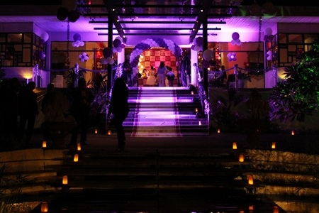 MC Diệp Chi bật khóc trong ngày cưới - 1