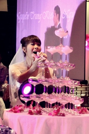 MC Diệp Chi bật khóc trong ngày cưới - 7