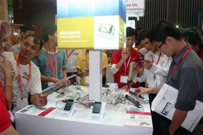 Gần 200 doanh nghiệp khai mạc Vietnam Telecomp 2010 - 2 Gần 200 doanh nghiệp khai mạc Vietnam Telecomp 2010 - 2