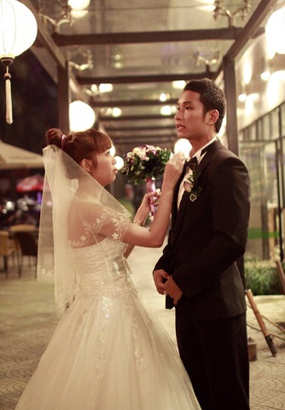 MC Diệp Chi bật khóc trong ngày cưới - 11