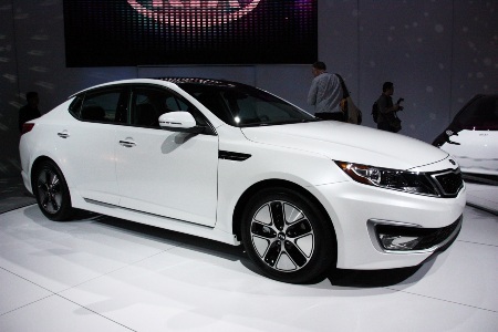 Kia Optima Hybrid gây ấn tượng - 1 Kia Optima Hybrid gây ấn tượng - 1