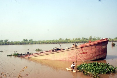 Làm rõ vụ thuyền chìm sau khi bị tạm giữ - 2