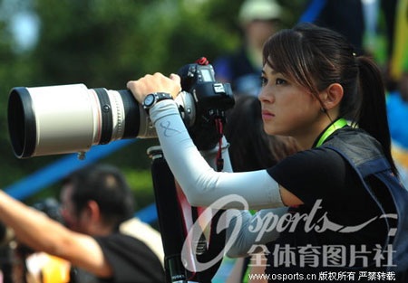 Nữ phóng viên xinh đẹp nhất tại ASIAD 16 - 12 Nữ phóng viên xinh đẹp nhất tại ASIAD 16 - 12