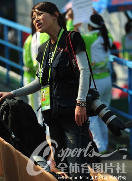 Nữ phóng viên xinh đẹp nhất tại ASIAD 16 - 3 Nữ phóng viên xinh đẹp nhất tại ASIAD 16 - 3