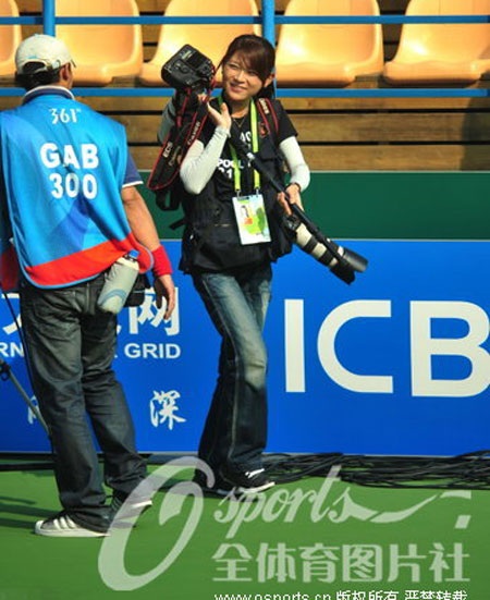 Nữ phóng viên xinh đẹp nhất tại ASIAD 16 - 4 Nữ phóng viên xinh đẹp nhất tại ASIAD 16 - 4