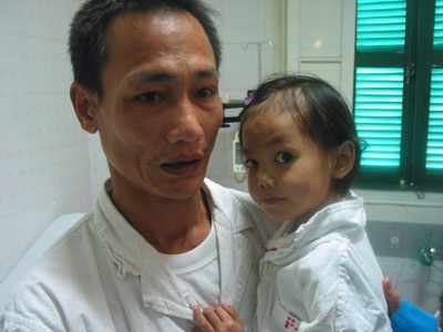 Quỹ Bé Nhân Ái tài trợ chi phí mổ tim cho bé 3 tuổi - 4 Quỹ Bé Nhân Ái tài trợ chi phí mổ tim cho bé 3 tuổi - 4