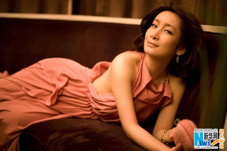 Tần Hải Lộ hóa thân thành quý cô gợi cảm - 5