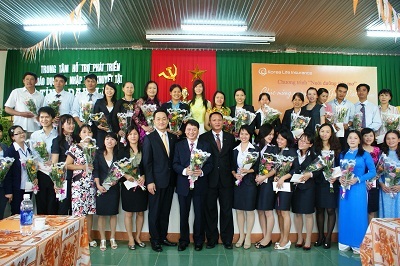 Chúc mừng ngày Nhà Giáo Việt Nam - Khi doanh nghiệp thể hiện trách nhiệm công dân - 1