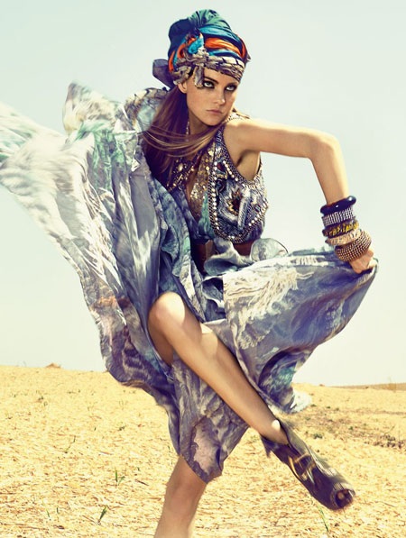 Caroline Trentini - “Thầy phù thủy” quyến rũ - 2 Caroline Trentini - “Thầy phù thủy” quyến rũ - 2