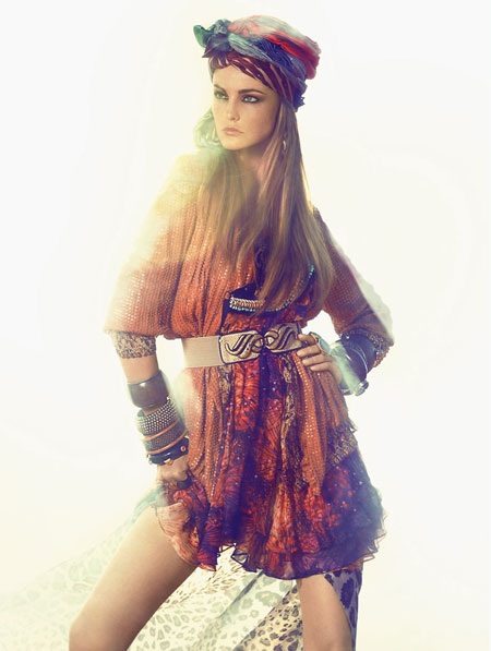 Caroline Trentini - “Thầy phù thủy” quyến rũ - 7 Caroline Trentini - “Thầy phù thủy” quyến rũ - 7