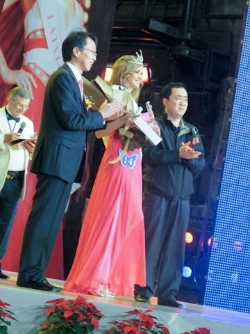 Ngọc Thạch lọt Top 10 cuộc thi Người mẫu thế giới - 9 Ngọc Thạch lọt Top 10 cuộc thi Người mẫu thế giới - 9