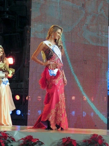 Ngọc Thạch lọt Top 10 cuộc thi Người mẫu thế giới - 6 Ngọc Thạch lọt Top 10 cuộc thi Người mẫu thế giới - 6