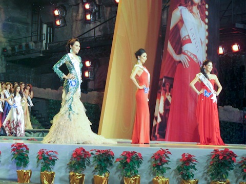 Ngọc Thạch lọt Top 10 cuộc thi Người mẫu thế giới - 2 Ngọc Thạch lọt Top 10 cuộc thi Người mẫu thế giới - 2