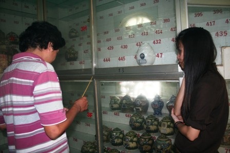 Lên chùa cầu bình an - 2