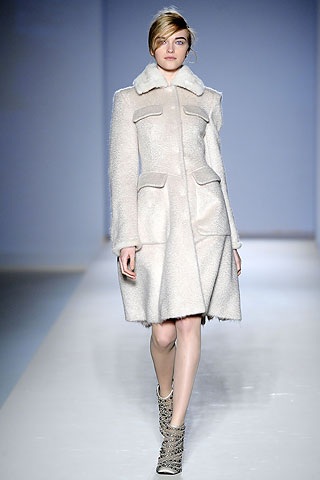 BST thu đông 2010 của Alberta Ferretti - 15
