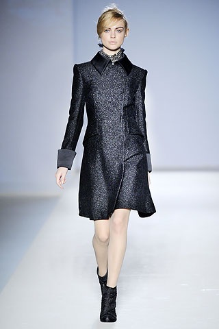 BST thu đông 2010 của Alberta Ferretti - 17